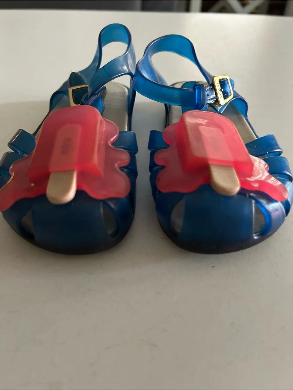 Mini Melissa Aranha VIII Jelly Sandals | blue with pink popsicle
